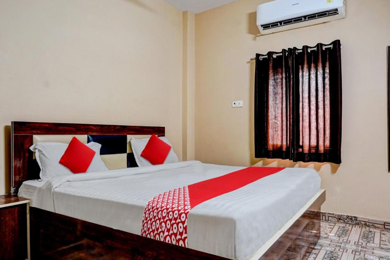 Flagship Hotel Sivam Palace Rāipur Exteriör bild